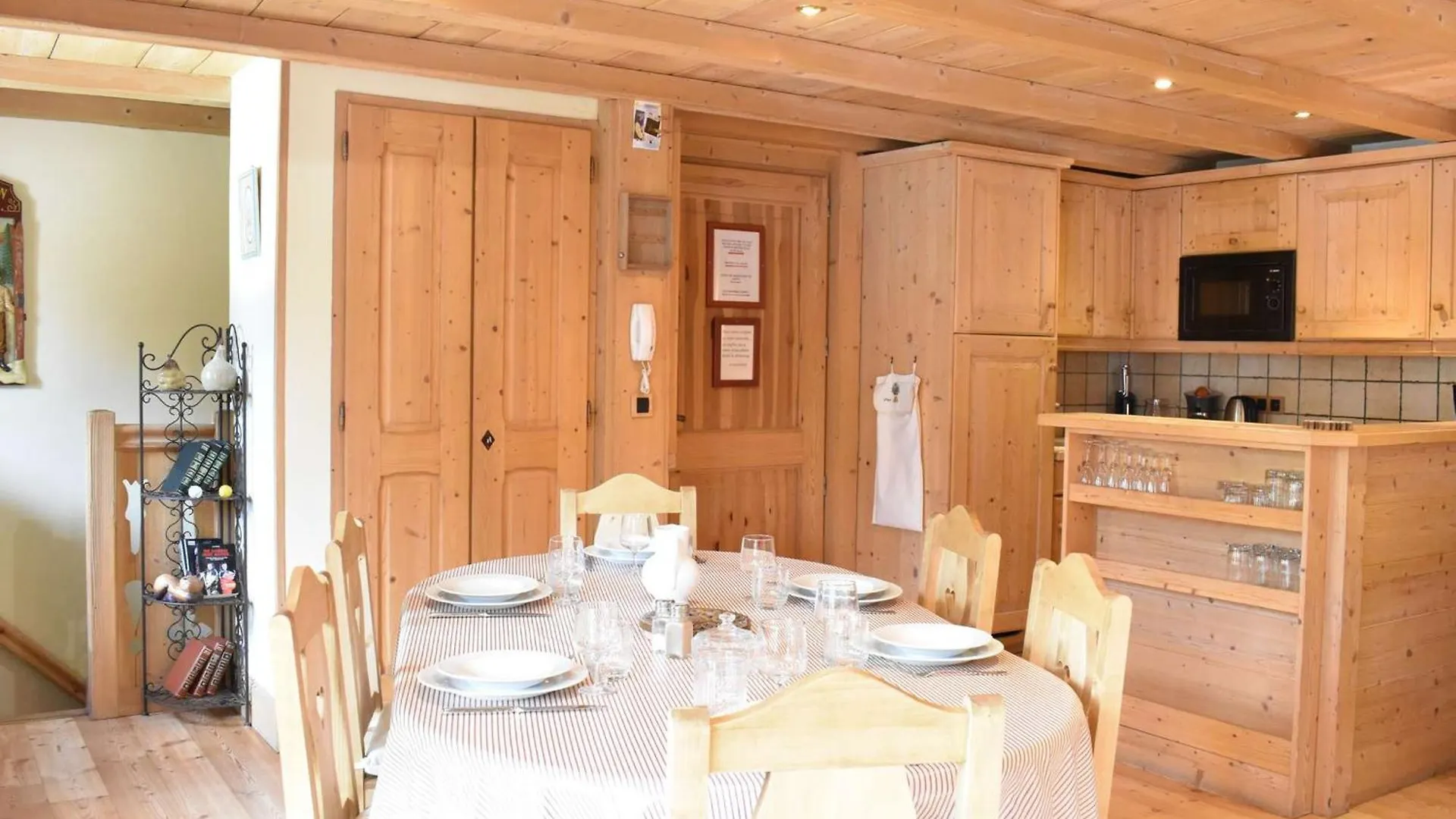 Appartement Cosy 4 Pieces Avec Linge Inclus, Pour 6 Personnes A Meribel, Proche Des Remontees Mecaniques - Fr-1-180-621 Les Allues France